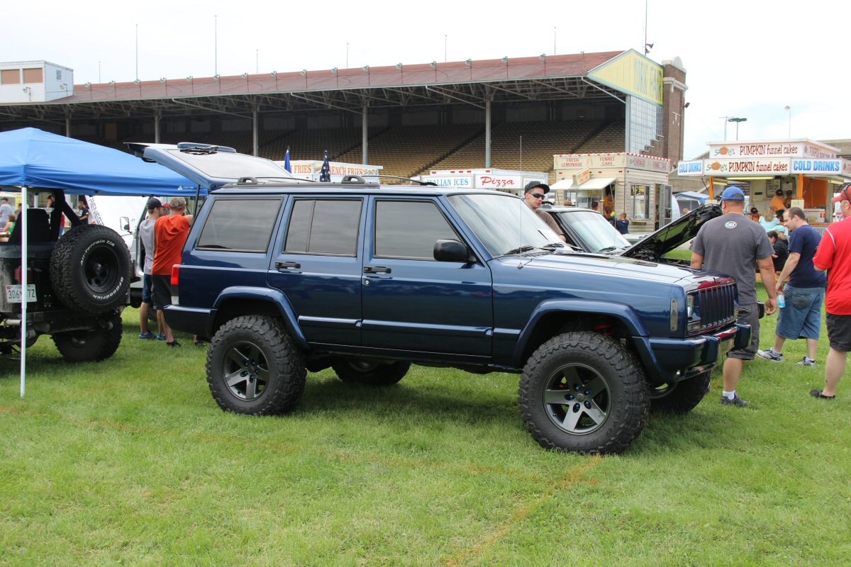 All-Breeds-Jeep-Show-2015-47