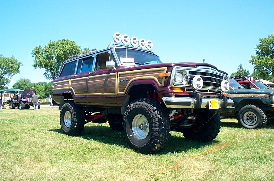 PA-Jeeps-2001-Wagoneer