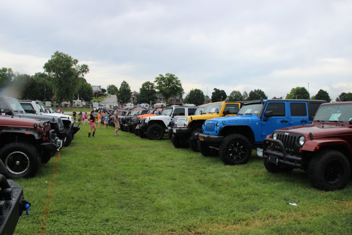 All-Breeds-Jeep-Show-2015-11