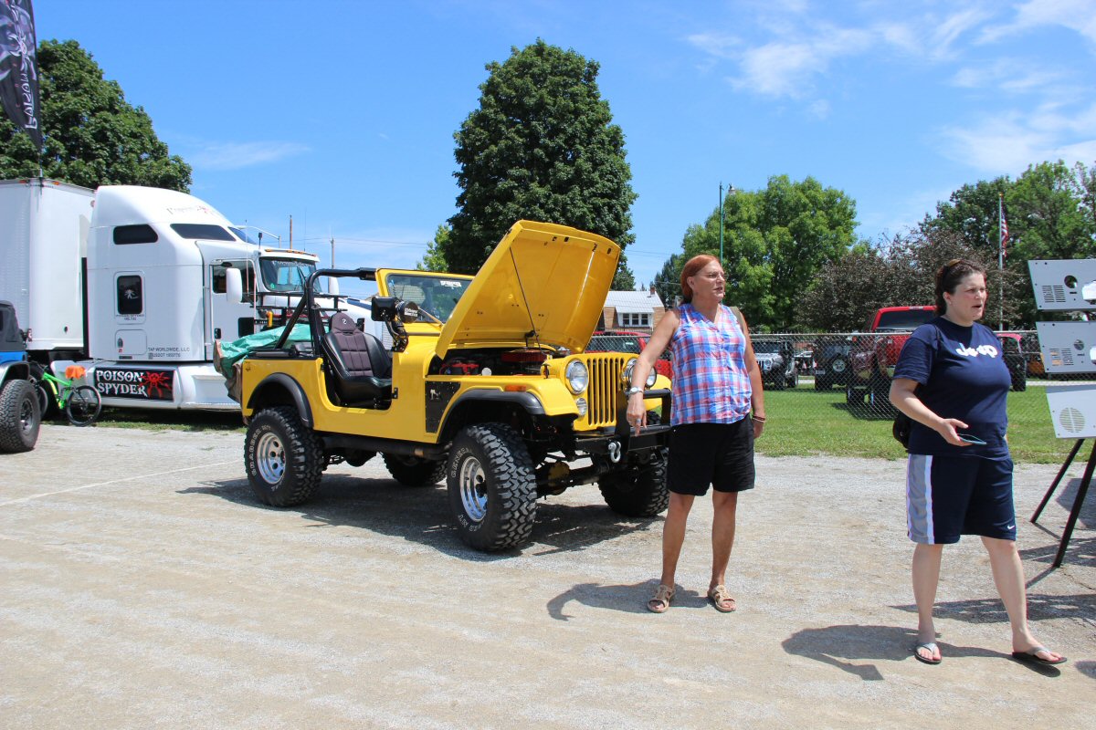 All-Breeds-Jeep-Show-2015-137