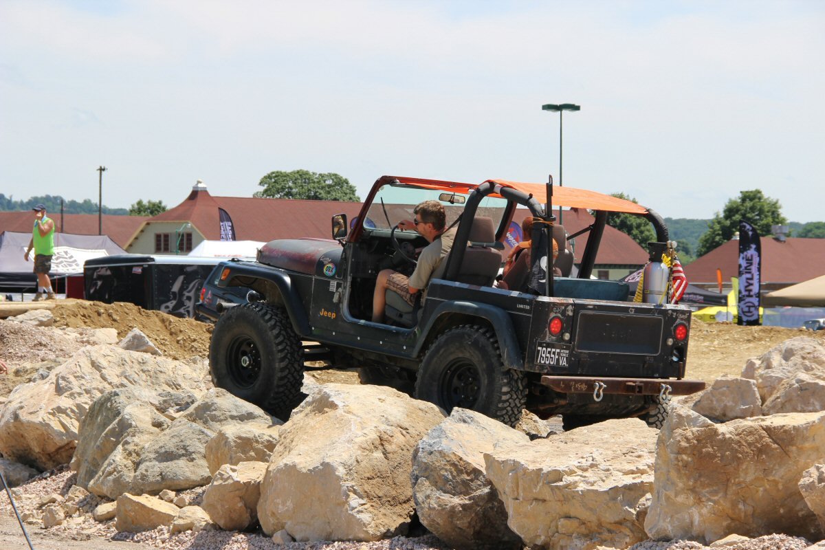 All-Breeds-Jeep-Show-2015-215