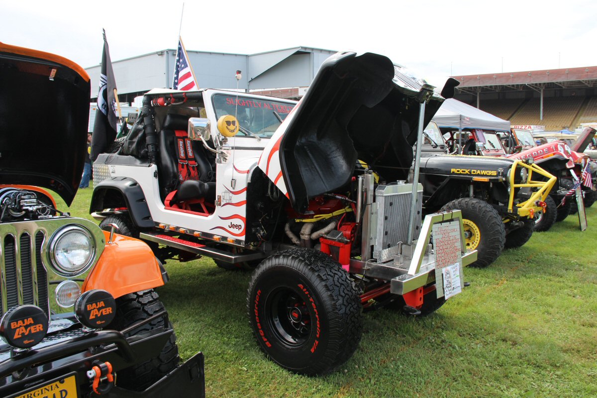 All-Breeds-Jeep-Show-2015-53