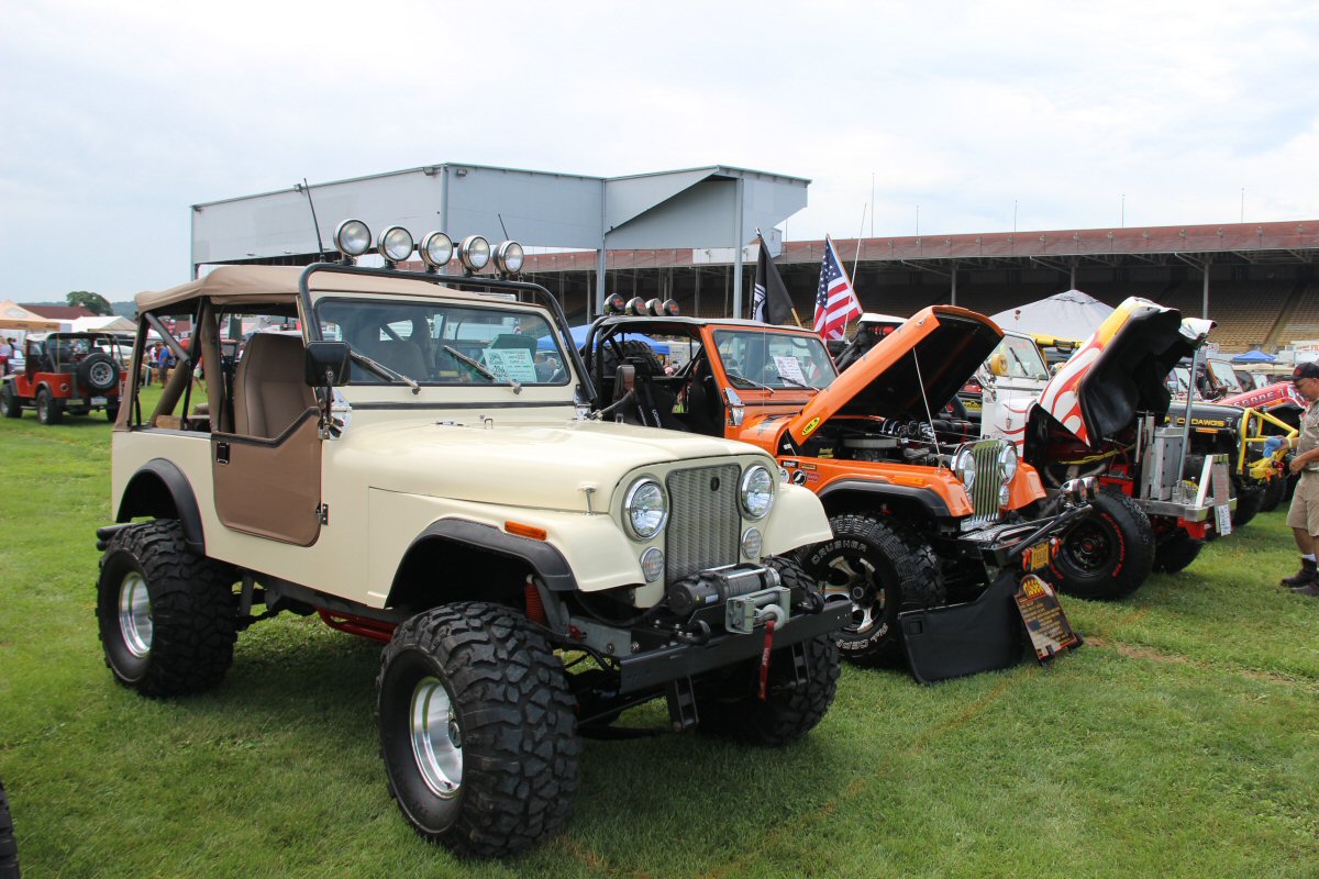 All-Breeds-Jeep-Show-2015-54