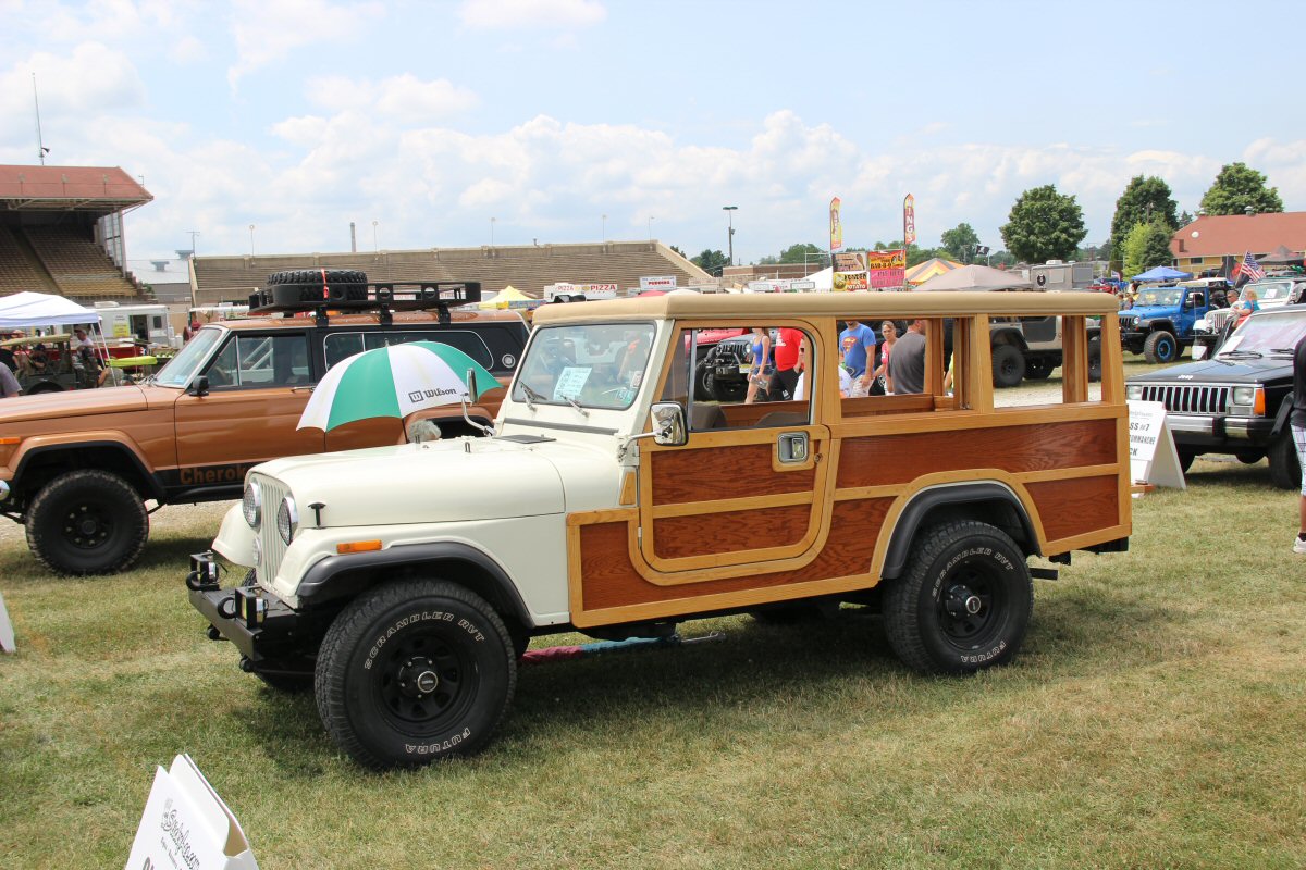 All-Breeds-Jeep-Show-2014-101