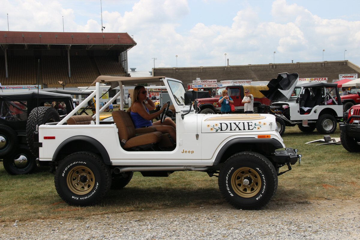 All-Breeds-Jeep-Show-2014-105
