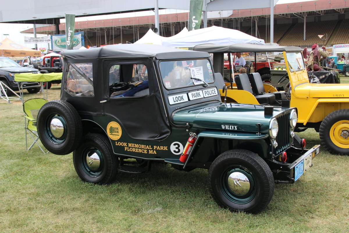 All-Breeds-Jeep-Show-2014-109