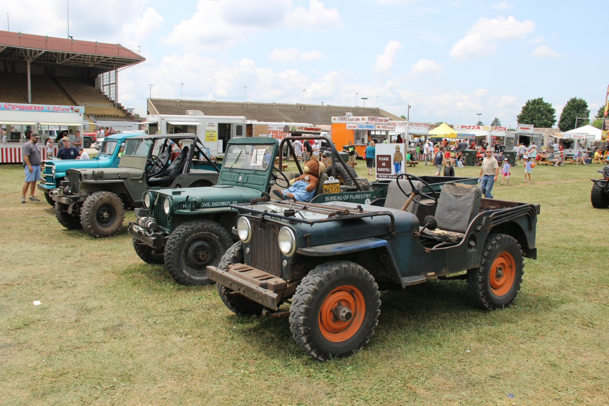 All-Breeds-Jeep-Show-2014-118