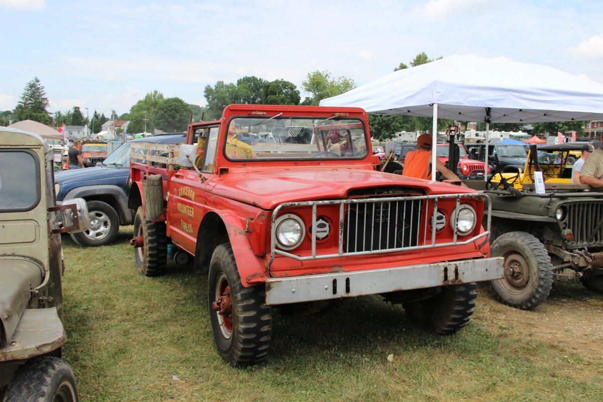All-Breeds-Jeep-Show-2014-137
