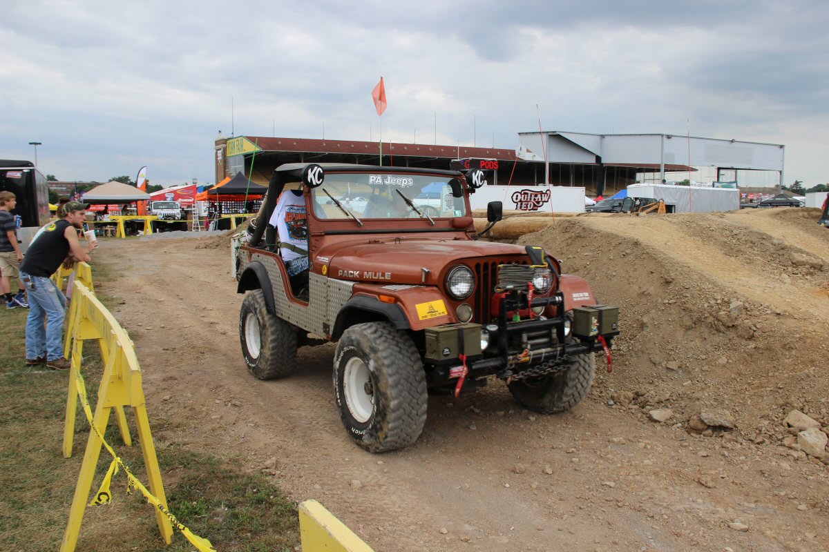 All-Breeds-Jeep-Show-2014-188
