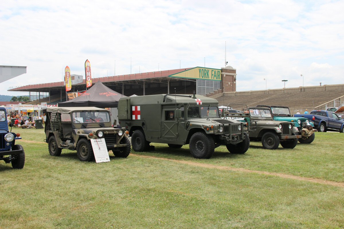 All-Breeds-Jeep-Show-2014-60