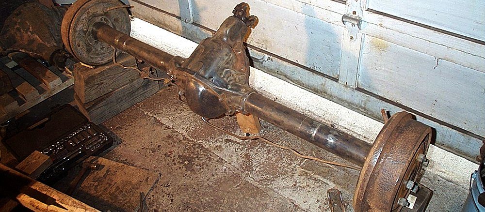Jeep CJ-7 Dana 44 Rear Axle Swap